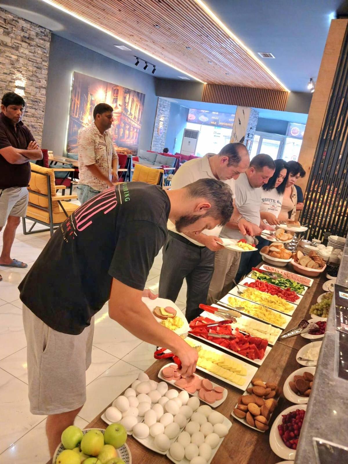 Ariva Center Hotel Xetai Baku Luaran gambar