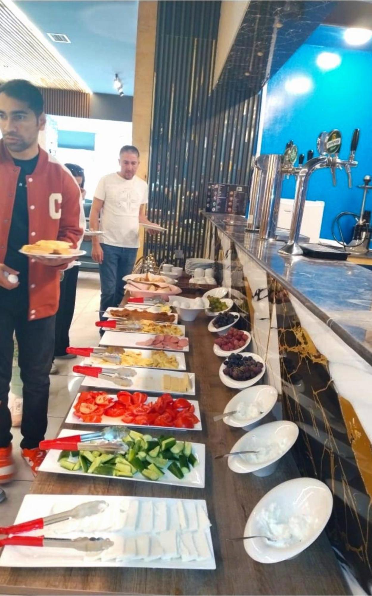 Ariva Center Hotel Xetai Baku Luaran gambar
